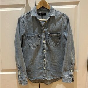 Quince Classic Blue Button-Up Shirt
